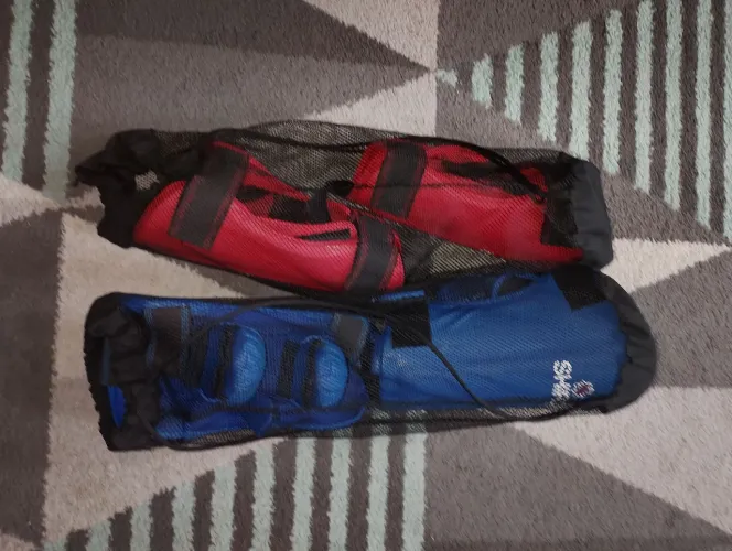 Kit protetores de Karatê G, Kumite, azul e vermelho, (vermelho sem luva), excelente estado
