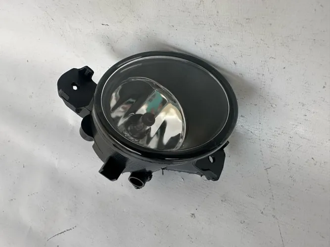 Farol de Milha Direito Nissan Altima 2014