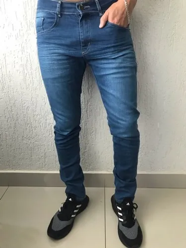 Calça jeans e sarja masculina com elastano