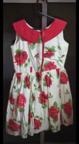 Vestido Infantil Floral com cinto - Tamanho 8 anos