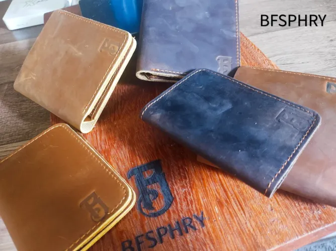 Carteira em COURO ARTESANAL BFSPHRY 