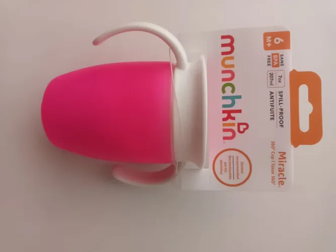 Copo de treinamento anti-vazamento Munchkin Miracle 7oz