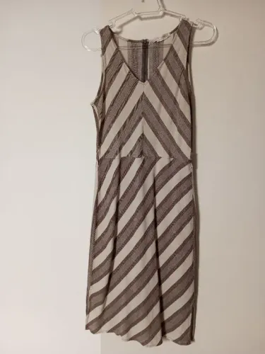 Vestido midi, tecido tipo linho 