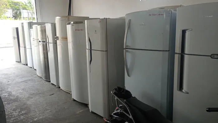 COMERCIAL DE GELADEIRAS E MÁQUINAS DE LAVAR SEMI NOVOS