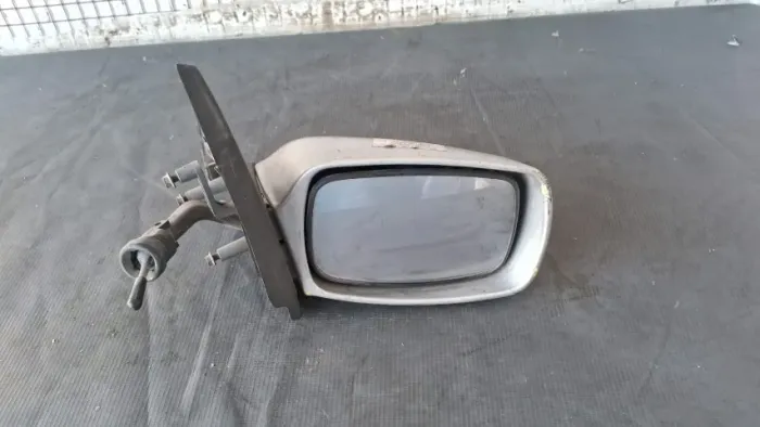 Retrovisor L D . Escort Zetec Maual 99/01