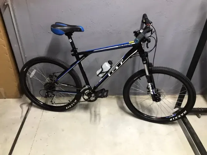 Bicicleta Usada GT Avalanche Aro 26'' Tamanho 19''