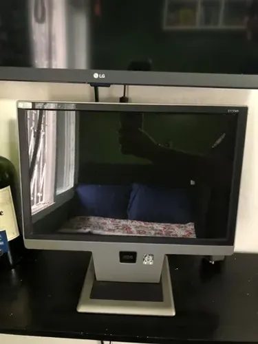Monitor AOC