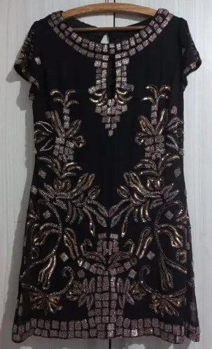 Vestido de Festa Preto Bordado