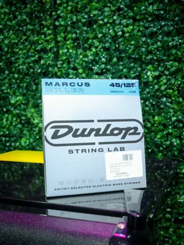 Encordoamento Marcus Miller Baixo 5 Cordas 45-125 Dunlop