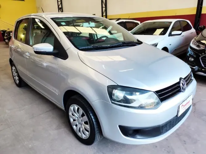 Volkswagen Fox 1.0 MI Total Flex 8V 5P 2014