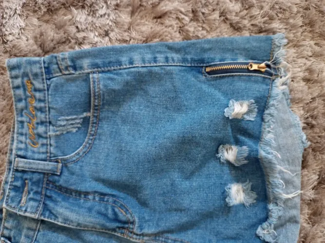 Short Jeans