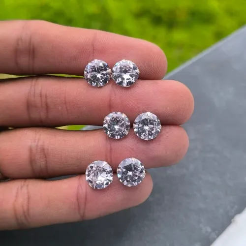 Brincos de prata com zircônia 10 mm, Pronta entrega
