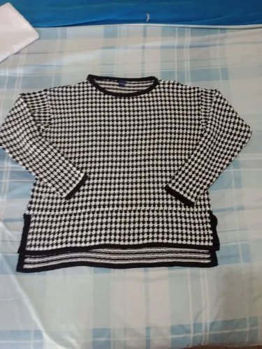 Suéter xadrez feminino preto e branco, Hering Tam:xl perfeita e quentinha.