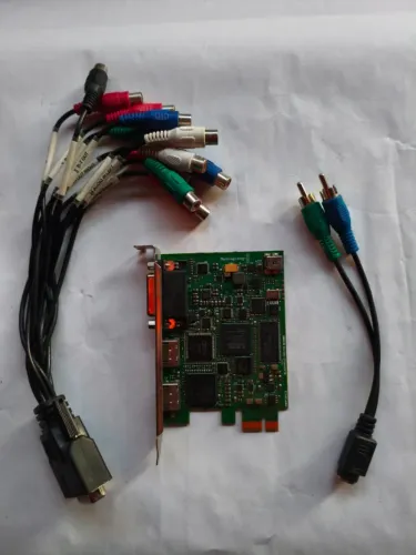 Placa de Captura Blackmagic Design Intensity Pro - HDMI e Analógica