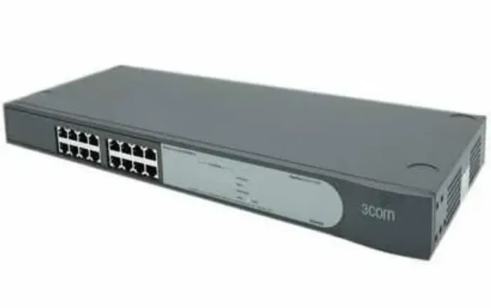 Switch 3COM base 100 3C16470B