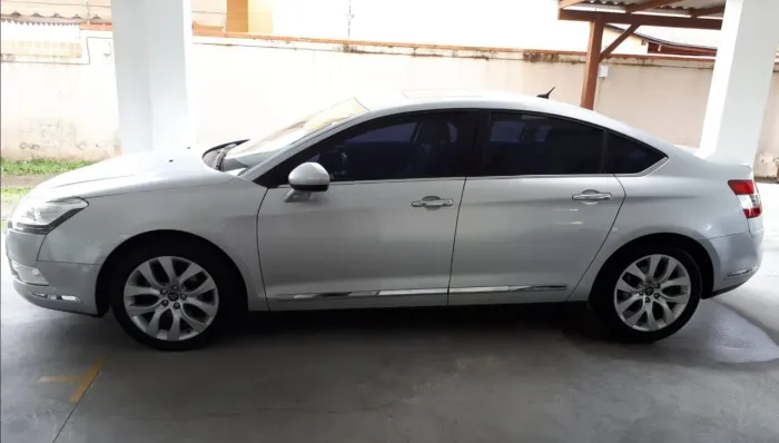 Citroen C5 Exclusive 2.0 16V 4P Aut. 2012