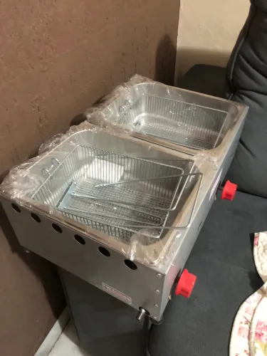 Fritadeira a gás nunca usada