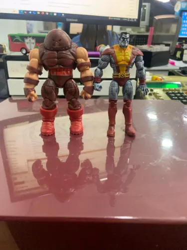 Marvel universe Colossus x fanatico