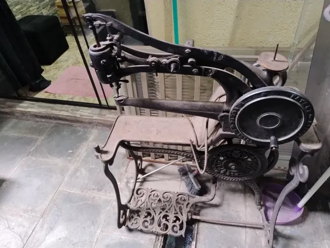 Máquina de sapateiro patent