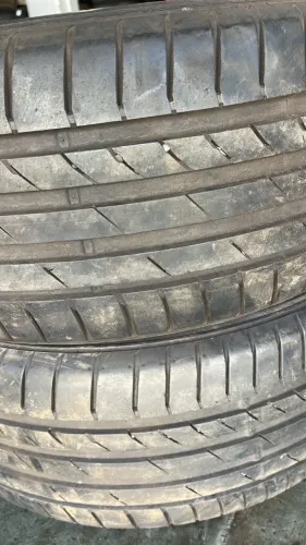 Pneu 215/55/17 kunho  95 % Vida util.
