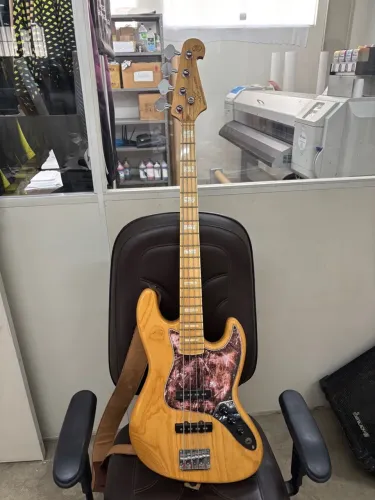 Contra Baixo 4 cordas SX VTG Séries Custom Handmade