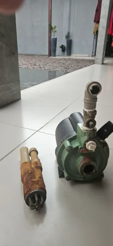Bomba injetora Schneider 3/4 modelo BCR 2010