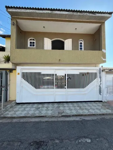 Casa com 3 dormitórios à venda, 137 m² por R$ 660.000,00 - Vila Urupês - Suzano/SP