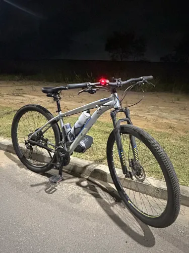 Mountain bike Caloi Atacama linha Shimano