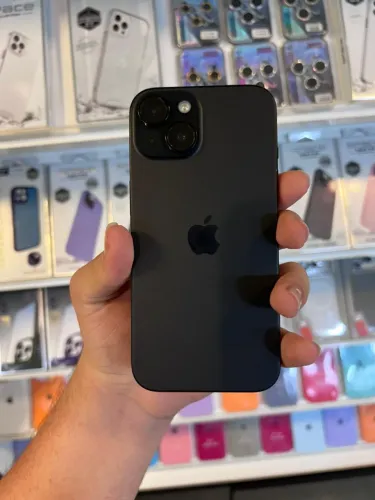 iPhone 15