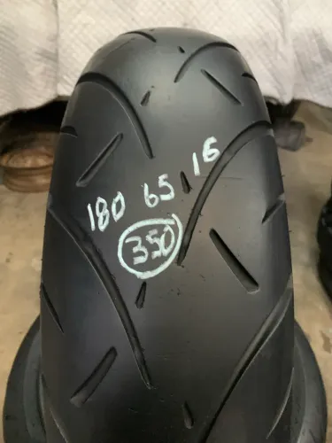 Pneu Traseiro Harley Davidson 180/65/16