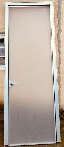 Portas de vidros pé direito alto