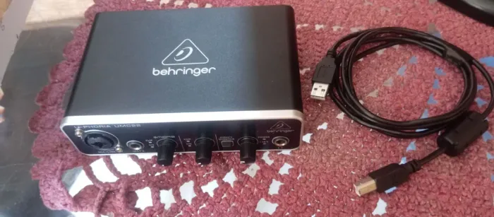 Vendo PLACA DE ÁUDIO U-PHORIA UMC22