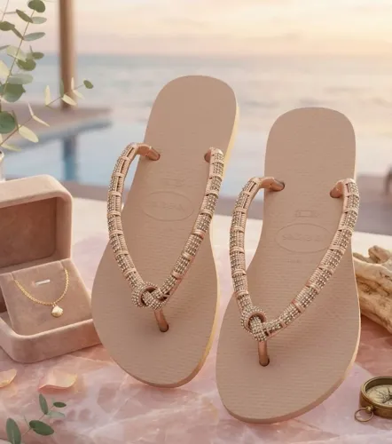 Vendo Chinelos Havaianas com strass. Lindos, confortáveis e leves $120,00