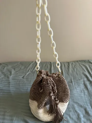 Bolsa crochê duas cores