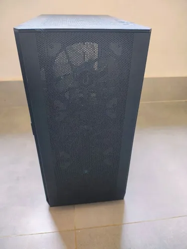 Gabinete mesh perfeito estado com 3 coolers