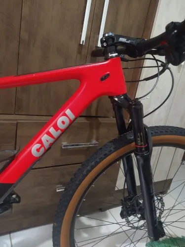 Caloi elite carbom