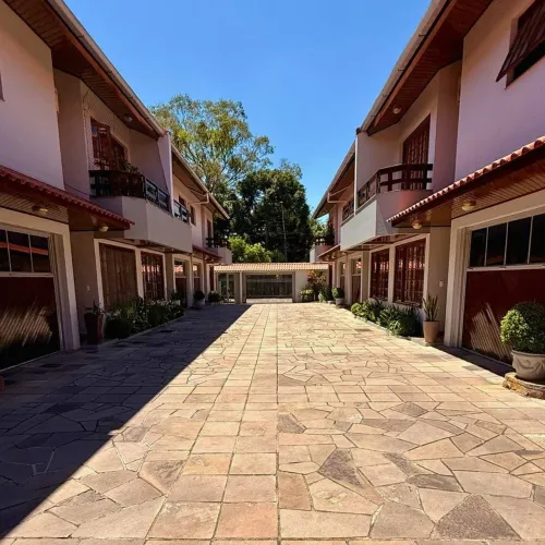 Sobrado à venda com 3 dormitórios, sendo 1 suite, 2 vagas - Jardim América, Caxias do Sul,