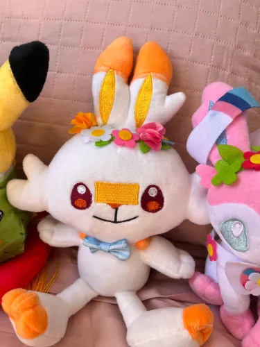Pelucia pokemon original pokemon center Cinderace