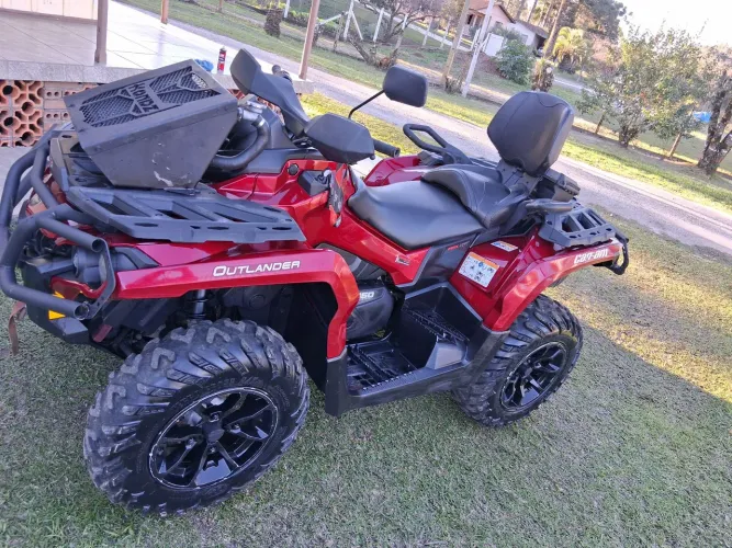 Quadriciculo Outlander Can_ An 650 cilindrada 2018 4x4 altomatico