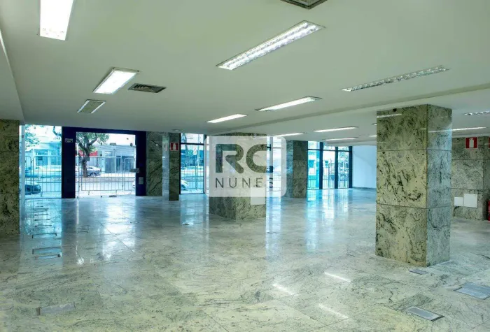 Loja com área de 870m², 10 vagas, Bairro Funcionários - Belo Horizonte/MG