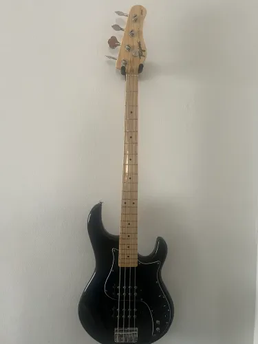Baixo tagima fusion H2