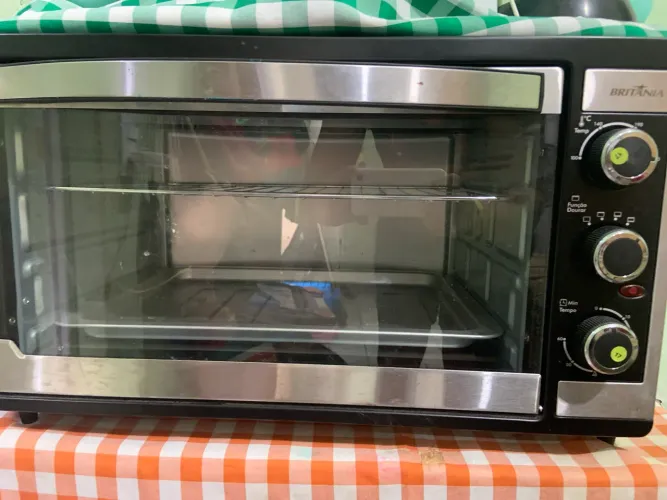 Forno Elétrico Britânia 52L Funcionando Perfeitamente