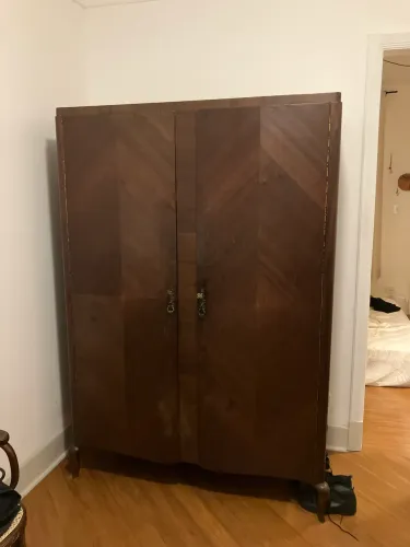 Guarda-roupa antigo madeira maciça imbuia