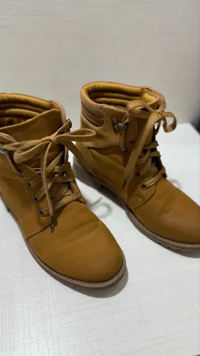 Bota Caramelo Via Marte 36 | Semi Nova