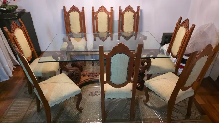 Mesa antiga de jantar 8 lugares