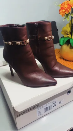 Bota cano curto Botero N 36