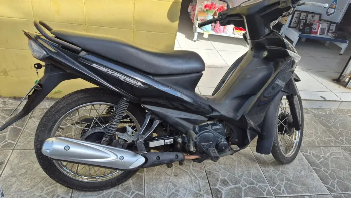 Vendo ou troco em moto 160