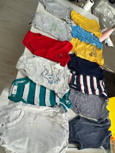 Lote roupas bebê 0-3 meses