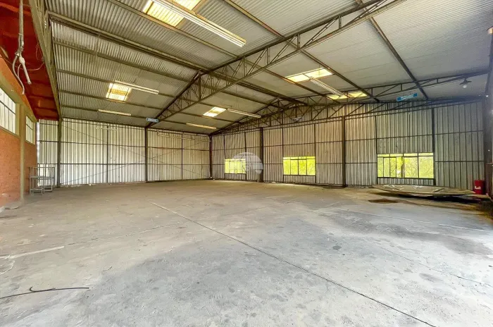 Oportunidade vendo Estrutura Desmontada 17m x 15m (255 m²) Metálica Galpão Barracão 