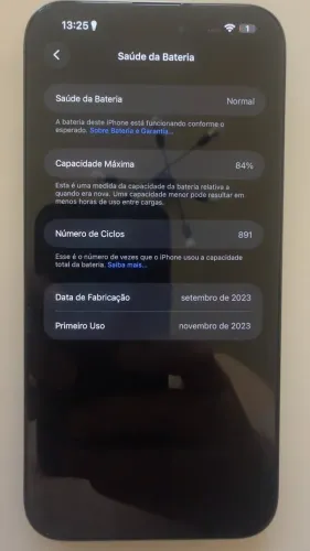 iPhone 15 Pro Max Titânio Preto - Excelente Estado / Bateria 84%